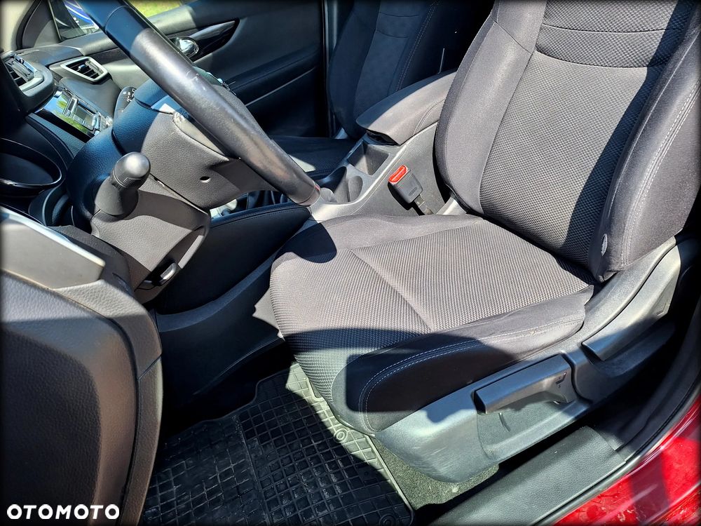 Nissan Qashqai 1.6 DCi 4x4 Tekna - 9