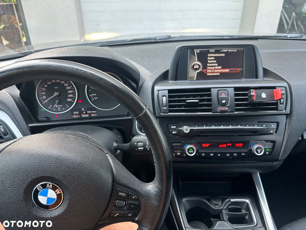 BMW Seria 1 116d - 5