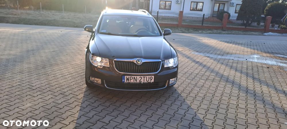 Skoda Superb 2.0 TDI Green tec Elegance - 3