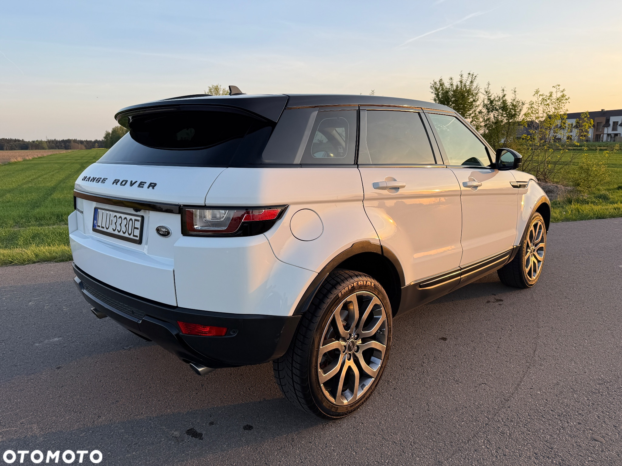Land Rover Range Rover Evoque D150 FWD R-Dynamic - 3