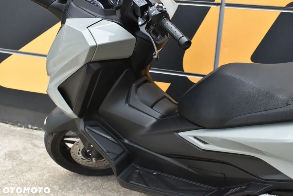 Honda NSS - 14
