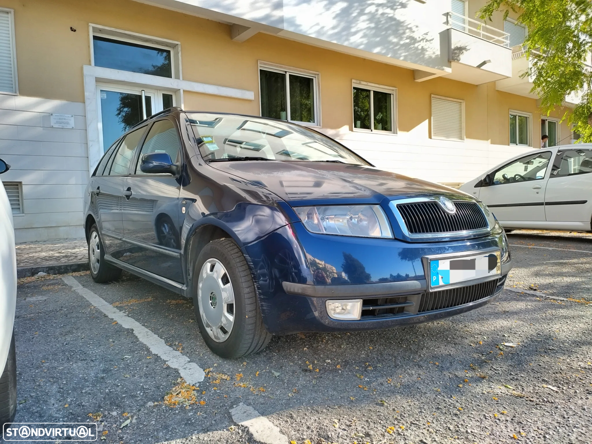 Skoda Fabia Break 1.4 Comfort - 2
