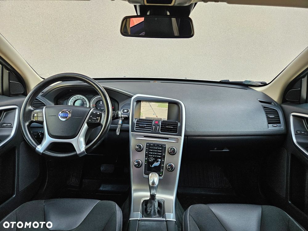 Volvo XC 60 D5 AWD Summum - 5