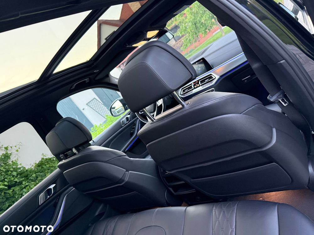 BMW X5 xDrive40d mHEV - 16