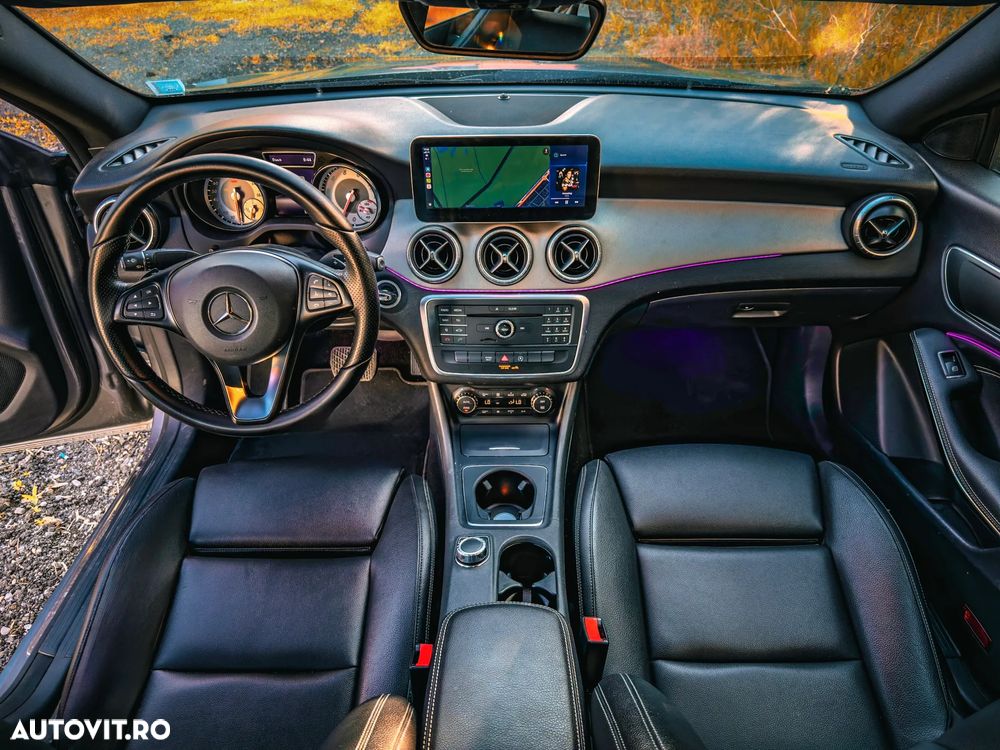 Mercedes-Benz CLA 250 - 12