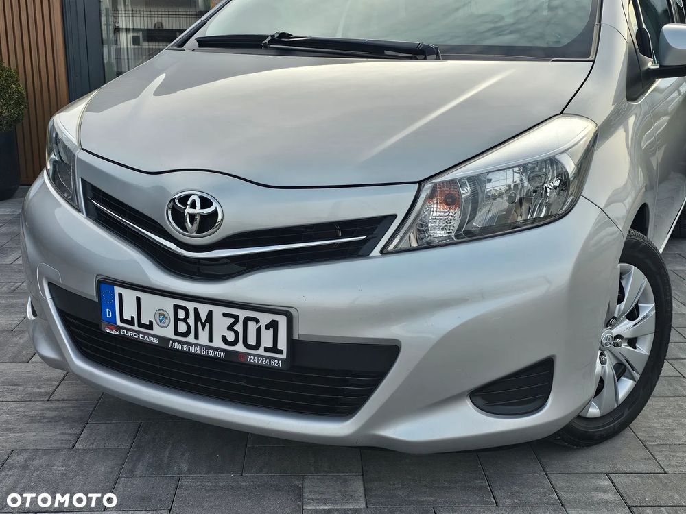 Toyota Yaris 1.33 Prestige - 11