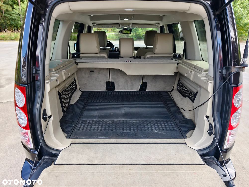 Land Rover Discovery IV 2.7D V6 HSE - 17
