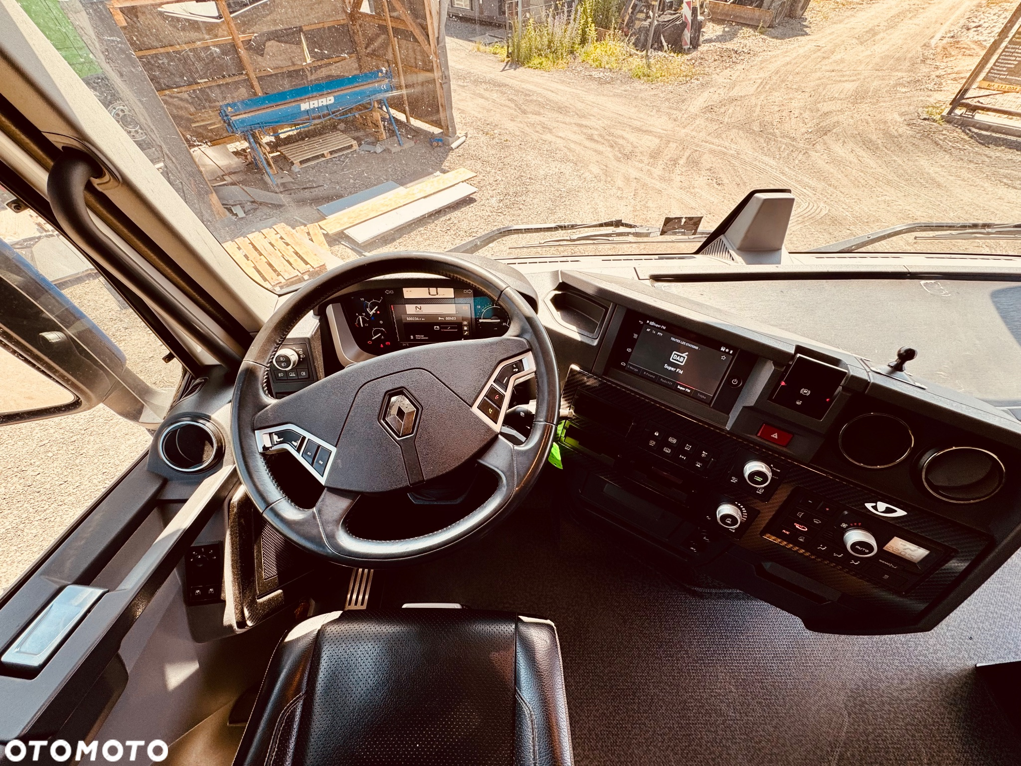 Renault T520 - 12