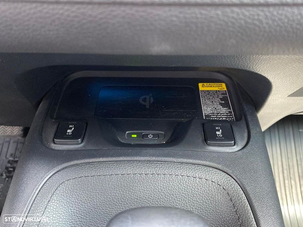 Toyota Corolla SD 1.8 Hybrid Luxury - 14