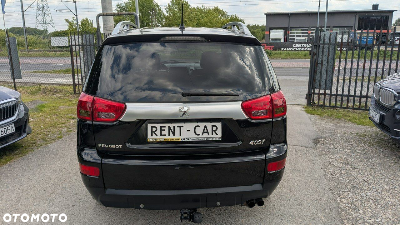 Peugeot 4007 - 31