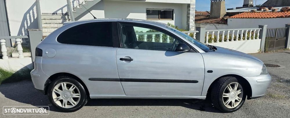 SEAT Ibiza - 2