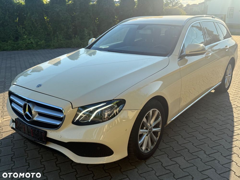 Mercedes-Benz Klasa E 200 d 9G-TRONIC Exclusive - 1