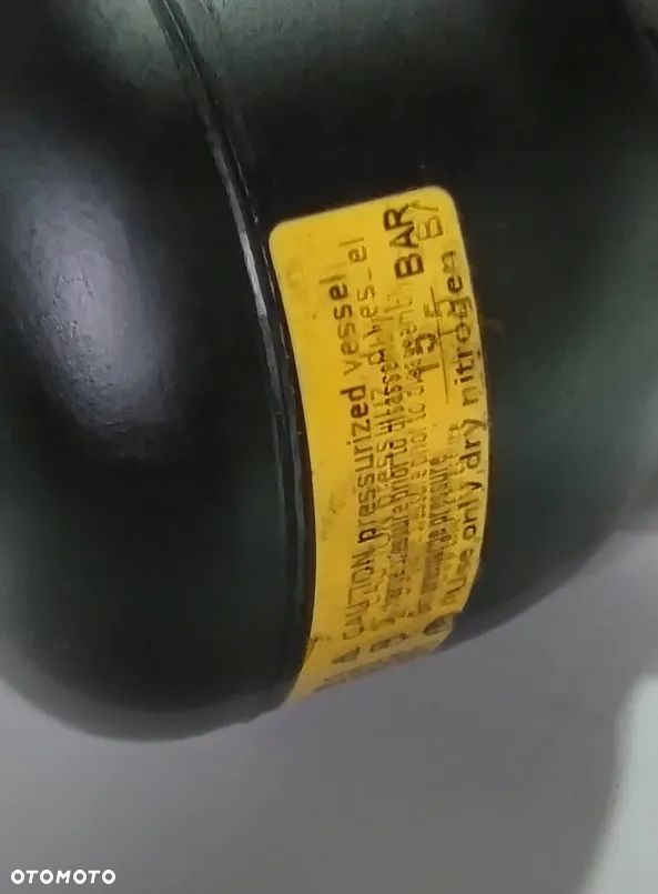 Akumulator hydrauliczny gruszka zamiatarka schmidt swingo 200 CS 256 - 2018 rok - 2