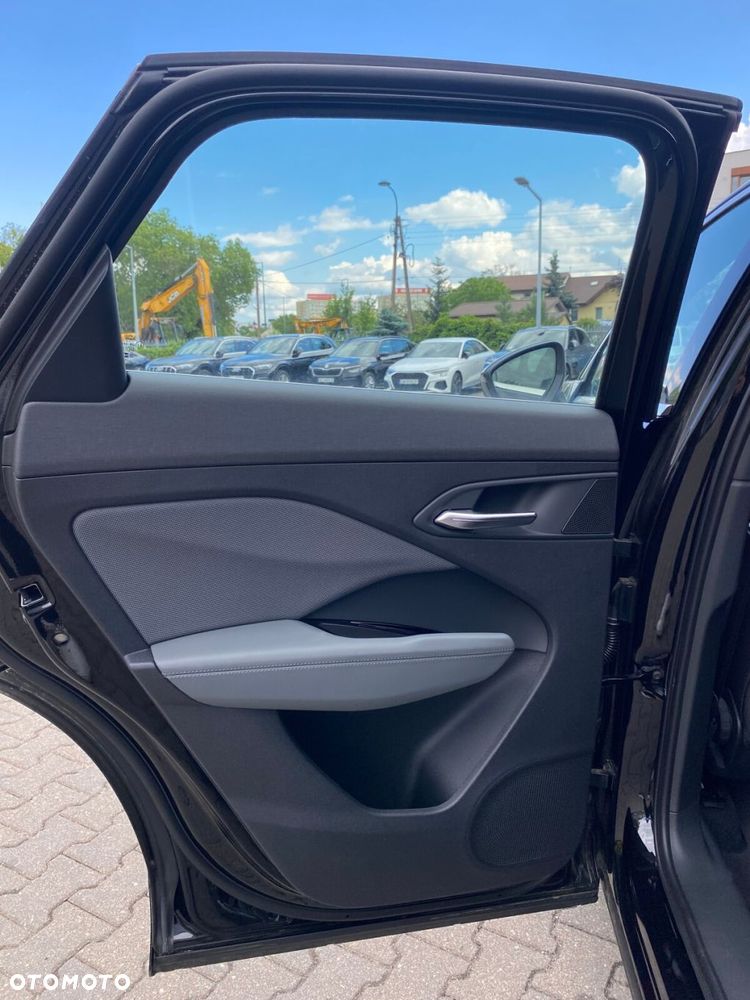 Audi Q3 Sportback - 14