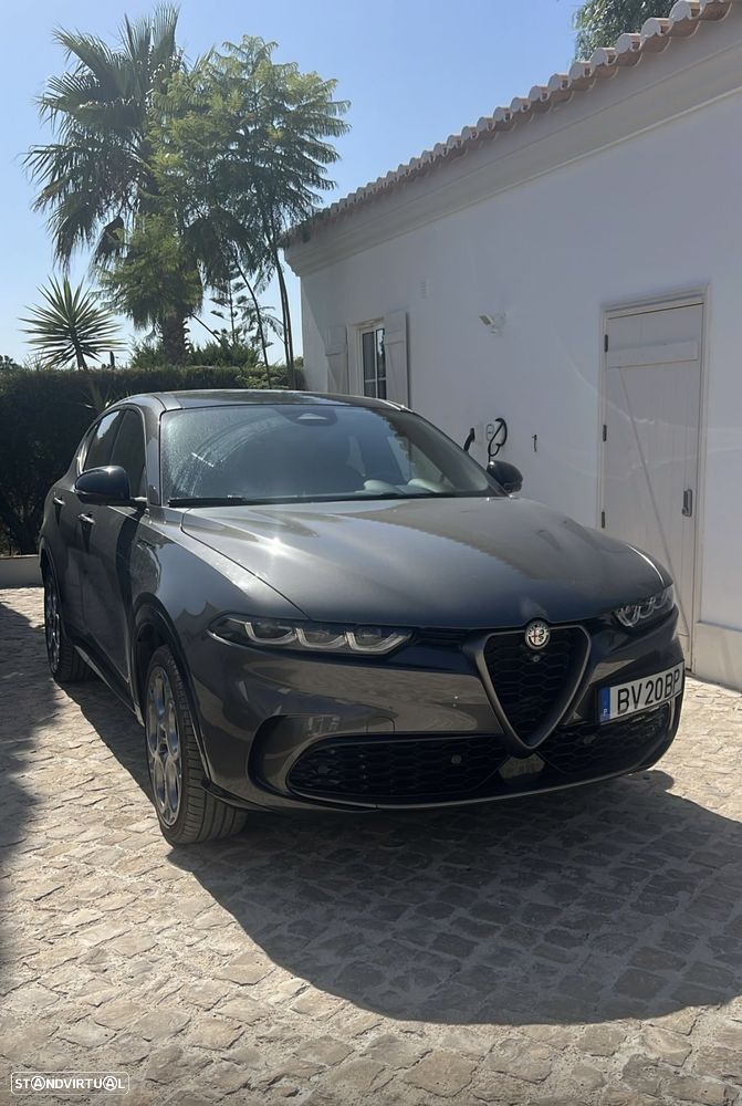 Alfa Romeo Tonale 1.3 Plug-In Hybrid Sprint e-AWD - 1
