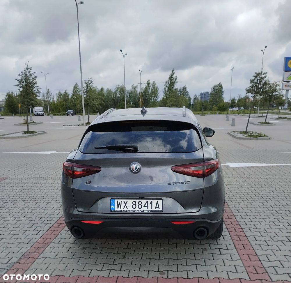 Alfa Romeo Stelvio 2.0 Turbo B-Tech Edition Q4 - 7