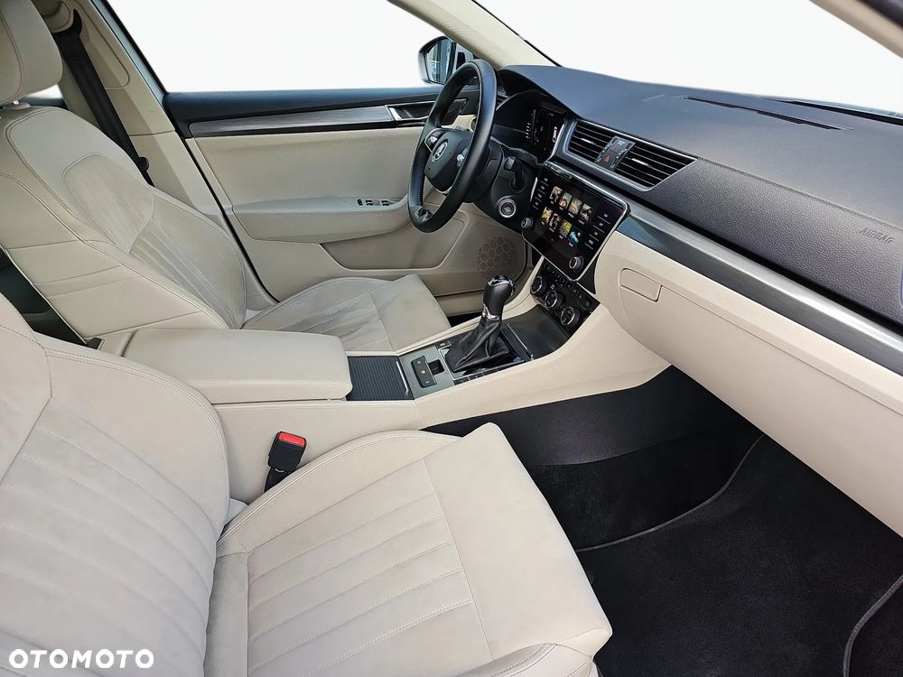 Skoda Superb 2.0 TSI 4x4 Style DSG - 10