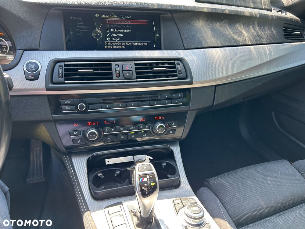 BMW Seria 5 530d xDrive Sport-Aut - 21