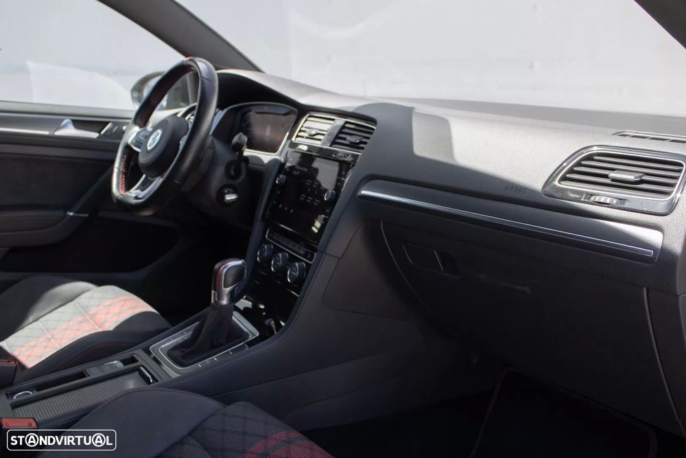 VW Golf 2.0 TSI GTi TCR DSG - 13