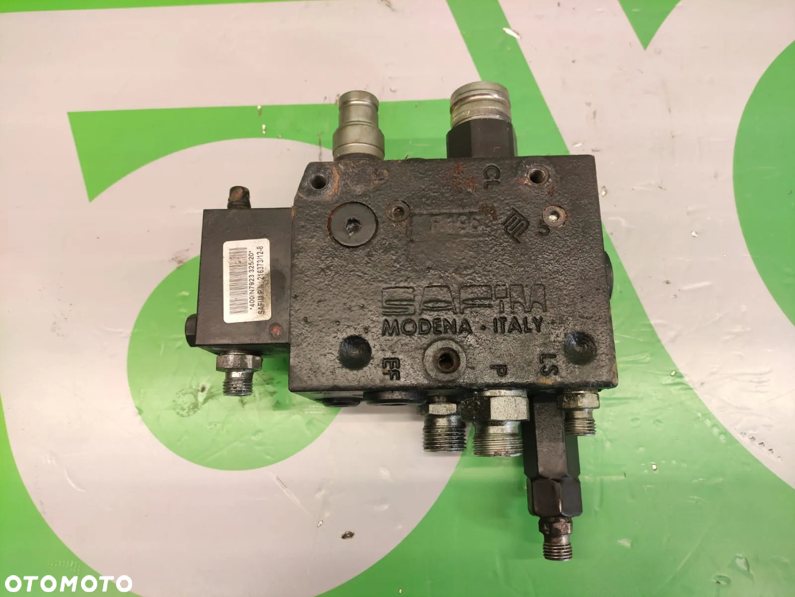 Kostka Safim 27192 Zawór dwuliniowy 400/N7923 JCB 538-60 - 2