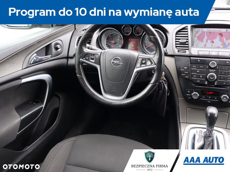 Opel Insignia - 8