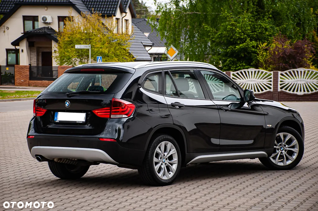 BMW X1 sDrive20d - 14