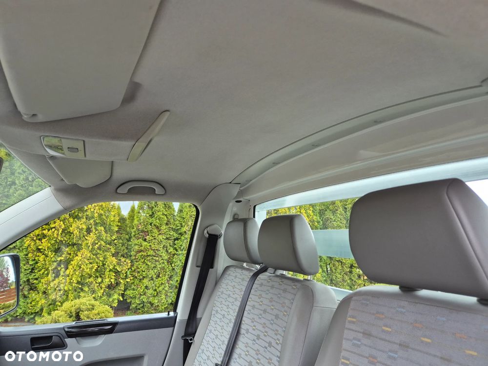Volkswagen T5 LIFT - 15