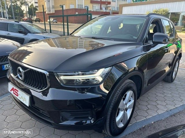 Volvo XC 40 2.0 D3 - 13