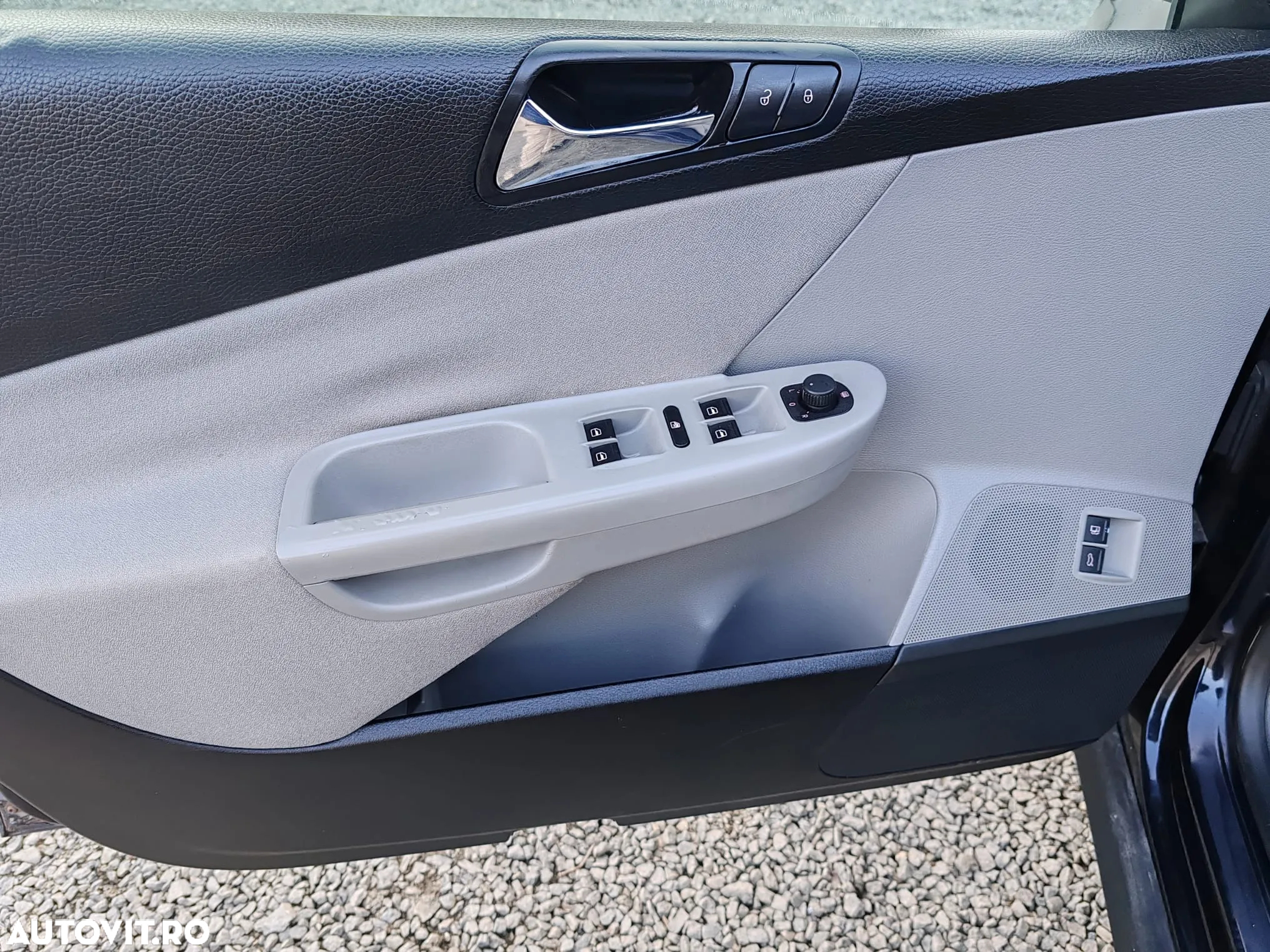 Volkswagen Passat - 11