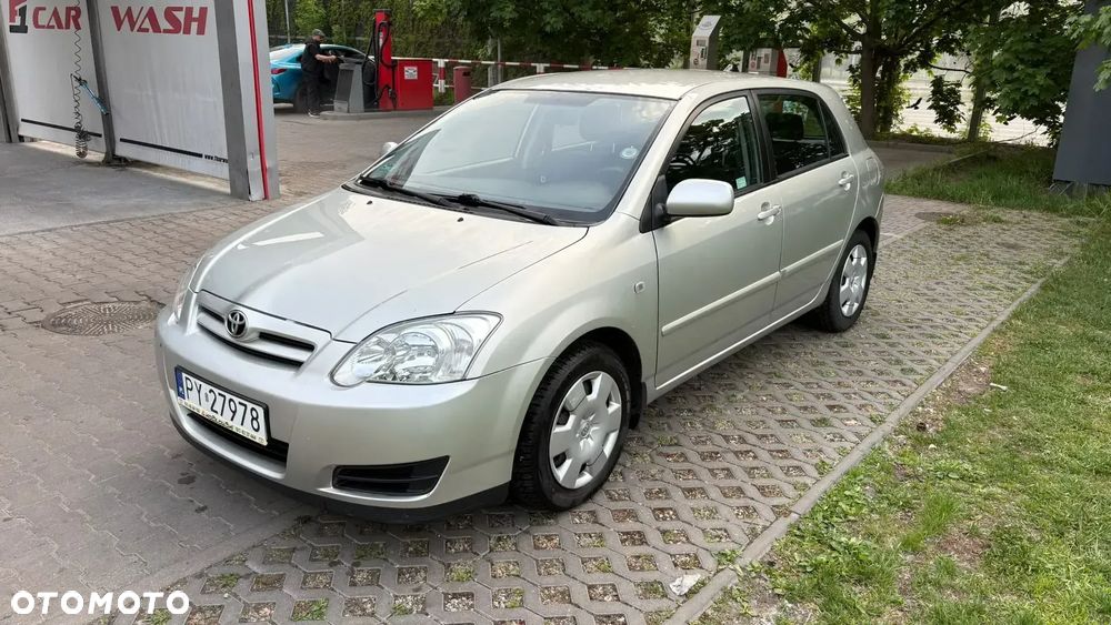 Toyota Corolla 1.6 VVT-i Terra Polaris - 1