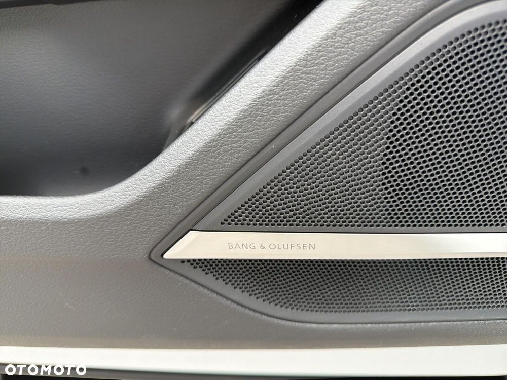 Audi A8 - 24