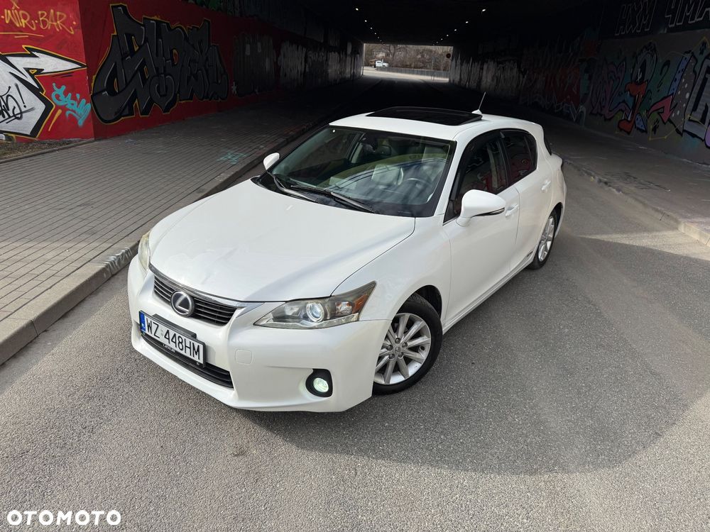 Lexus CT - 14