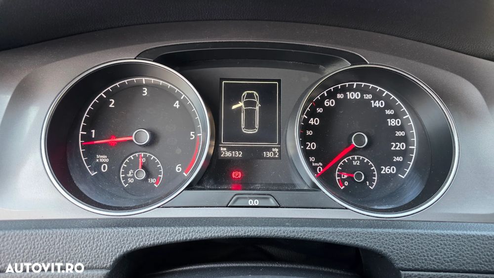 Volkswagen Golf - 14