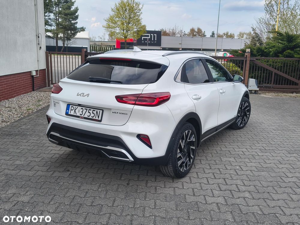 Kia XCeed 1.5 T-GDI Business Line DCT - 4