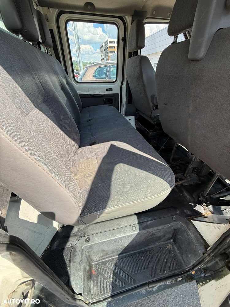 Ford Transit - 13