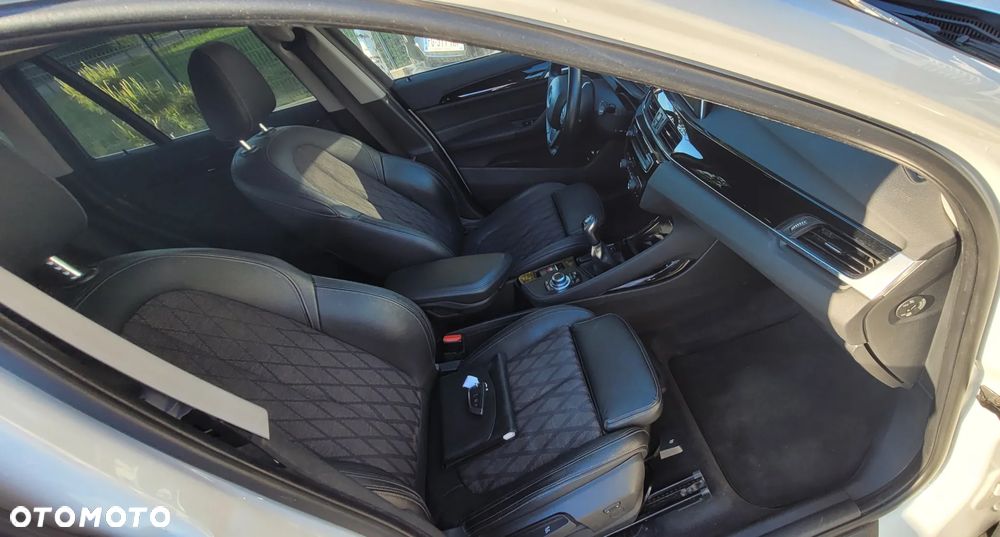 BMW X1 sDrive18d - 10