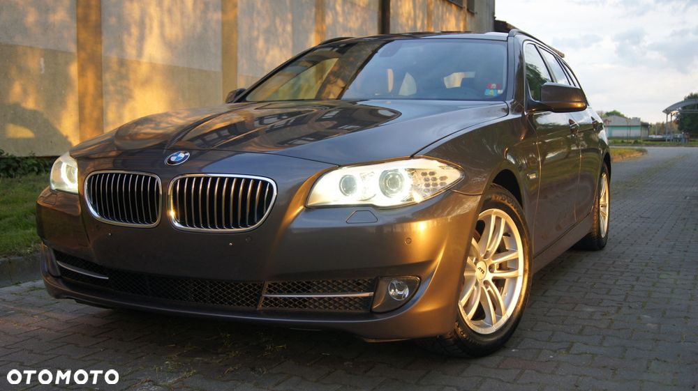 BMW Seria 5 520d - 5