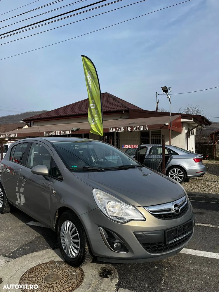 Opel Corsa 1.4 16V Satellite - 2