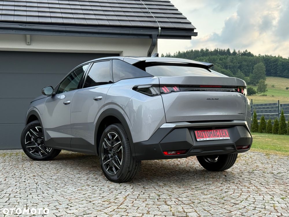Peugeot 3008 1.2 PureTech mHEV Allure Pack S&S e-DCS6 - 11