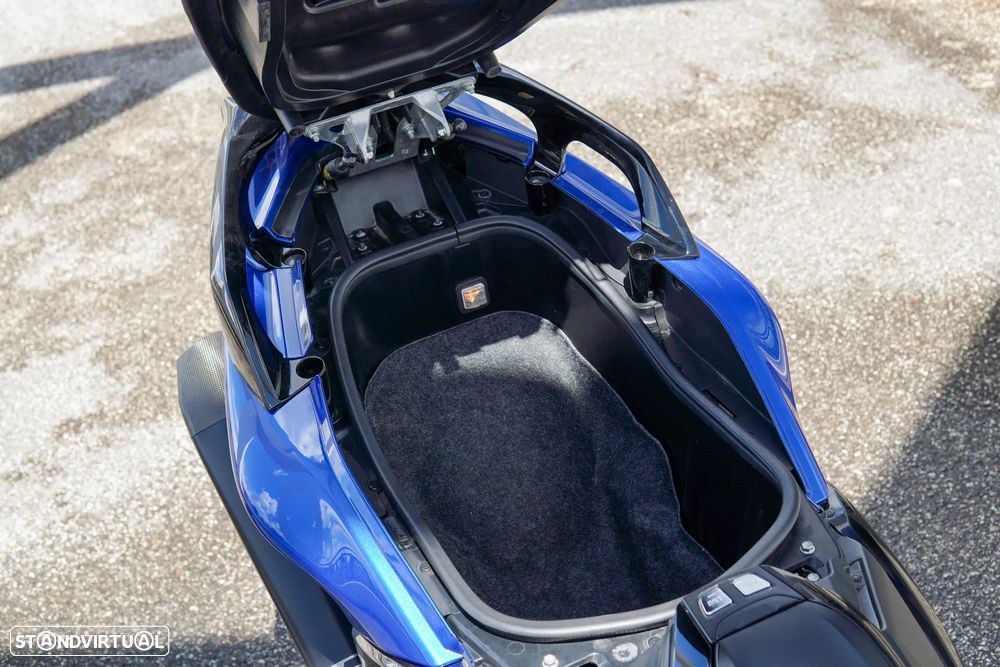 Yamaha TMAX TMAX DX - 10