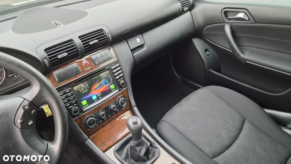 Mercedes-Benz Klasa C 200 Kompressor Classic Sport Edition - 12