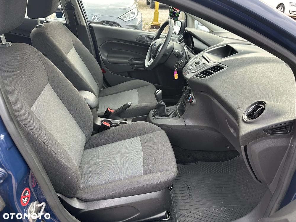 Ford Fiesta - 19
