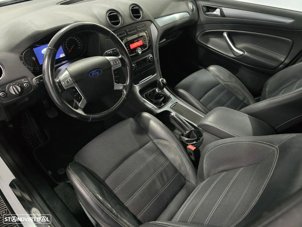 Ford Mondeo SW 1.6 TDCi Titanium - 16