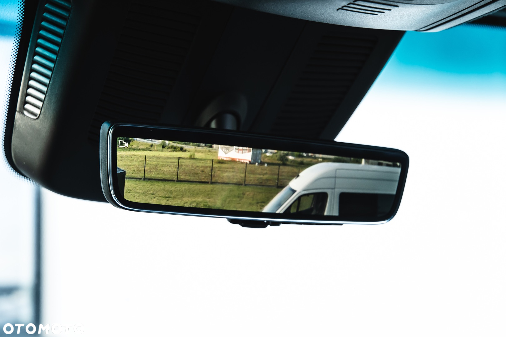 Mercedes-Benz Sprinter - 20