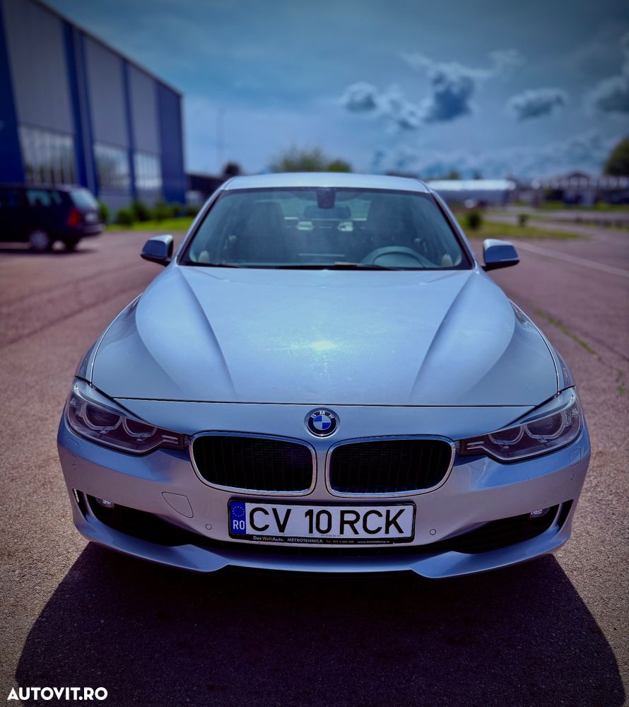 BMW Seria 3 320d xDrive Aut. - 1