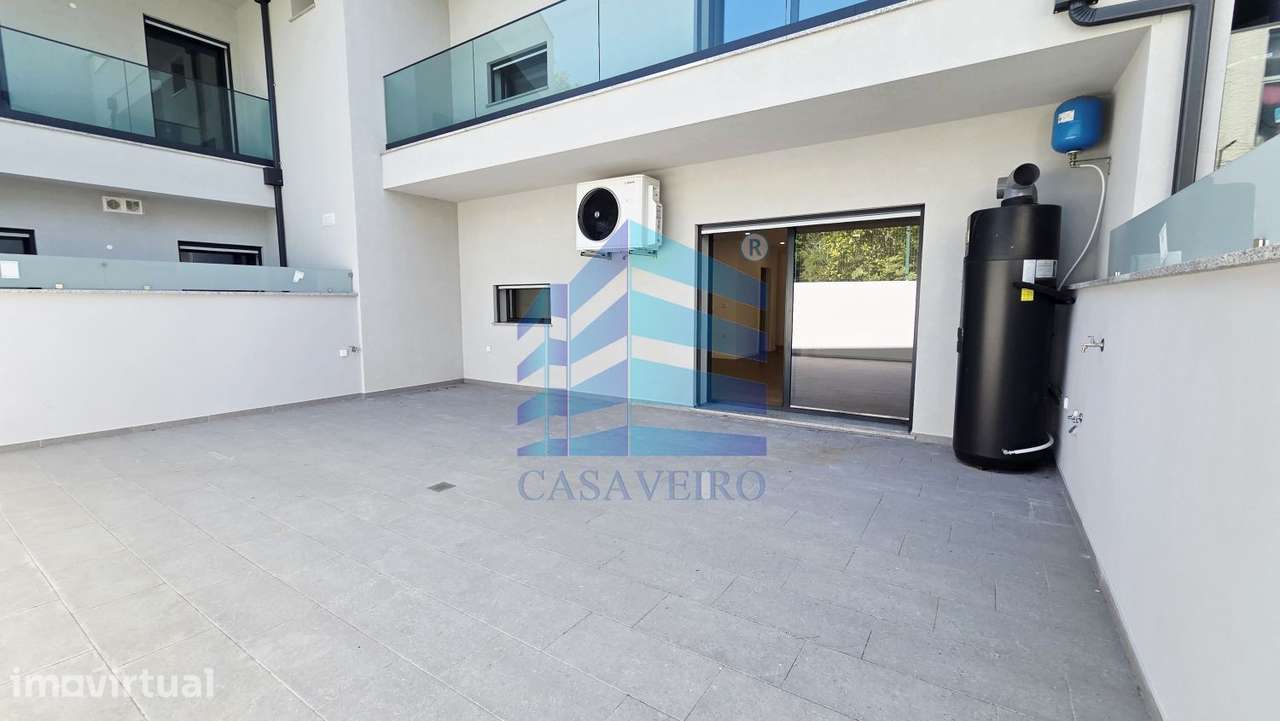 Apartamento T3 com Terraço no centro de Esgueira - Grande imagem: 3/20