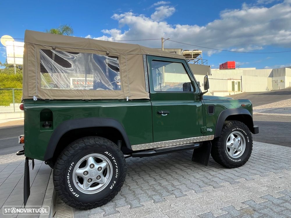 Land Rover Defender 90 2.5 Td5 Soft Top - 2