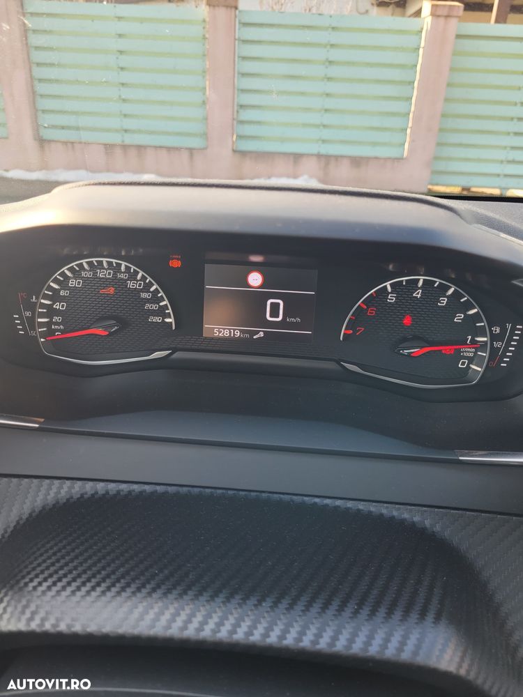 Peugeot 208 1.2 L PureTech STT Active - 6