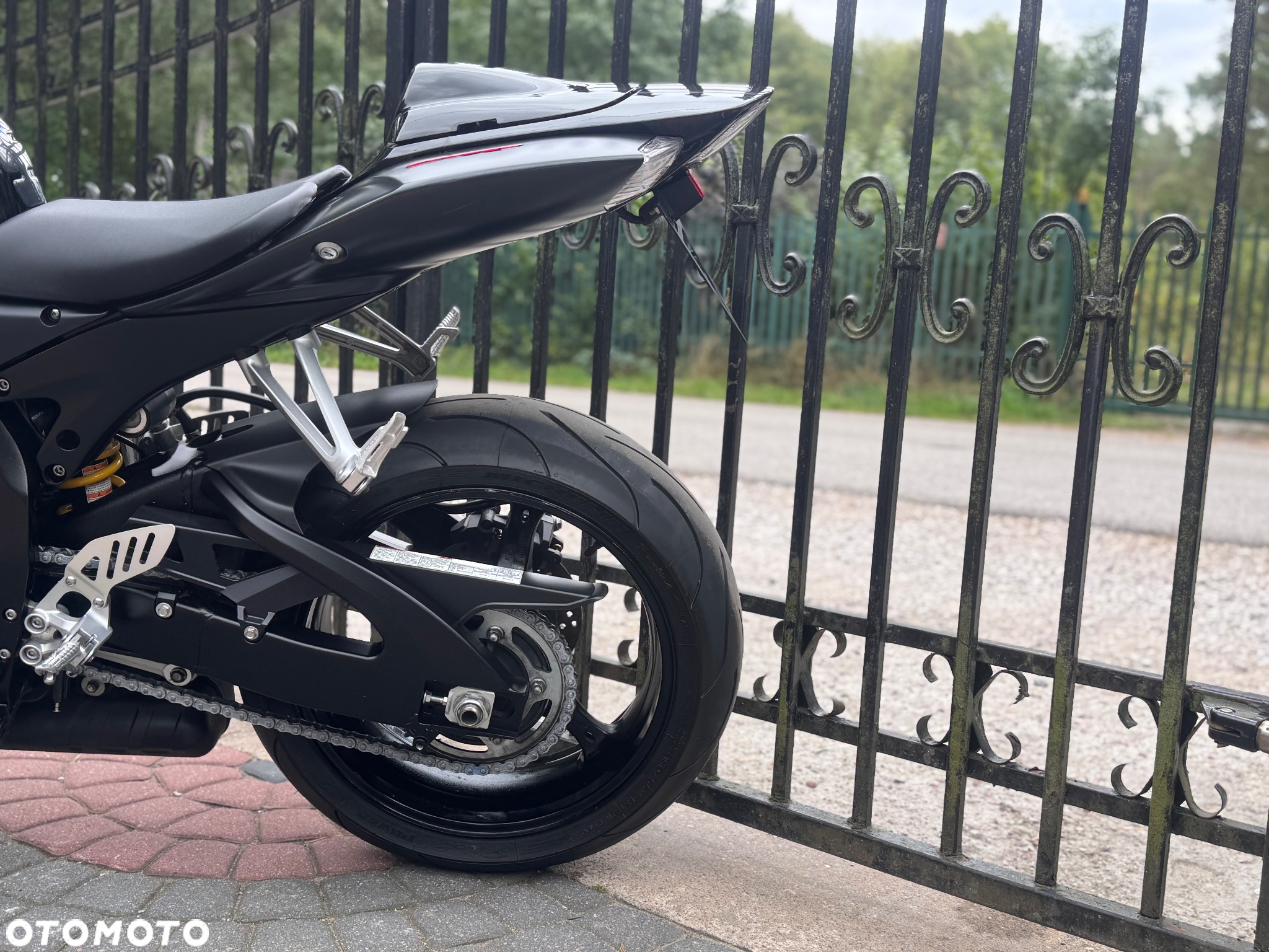 Suzuki GSX-R - 20