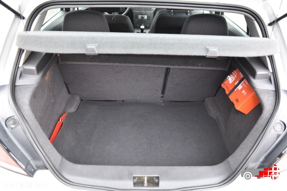 Opel Astra - 19